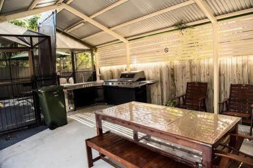 Garden City Motor Inn Brisbane Exteriör bild